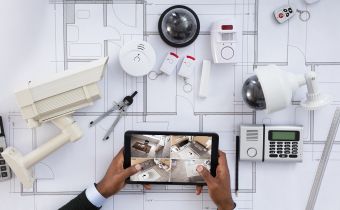 Innovationen im Brand- und Rauchschutz: Abriß über neue technische Möglichkeiten und die Einsatzfähigkeit